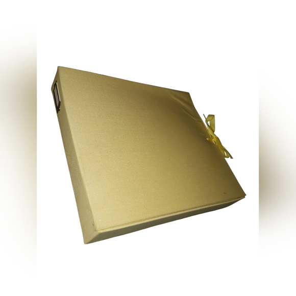 Scrapbook Kit With Instructions - Picture 2 of 8